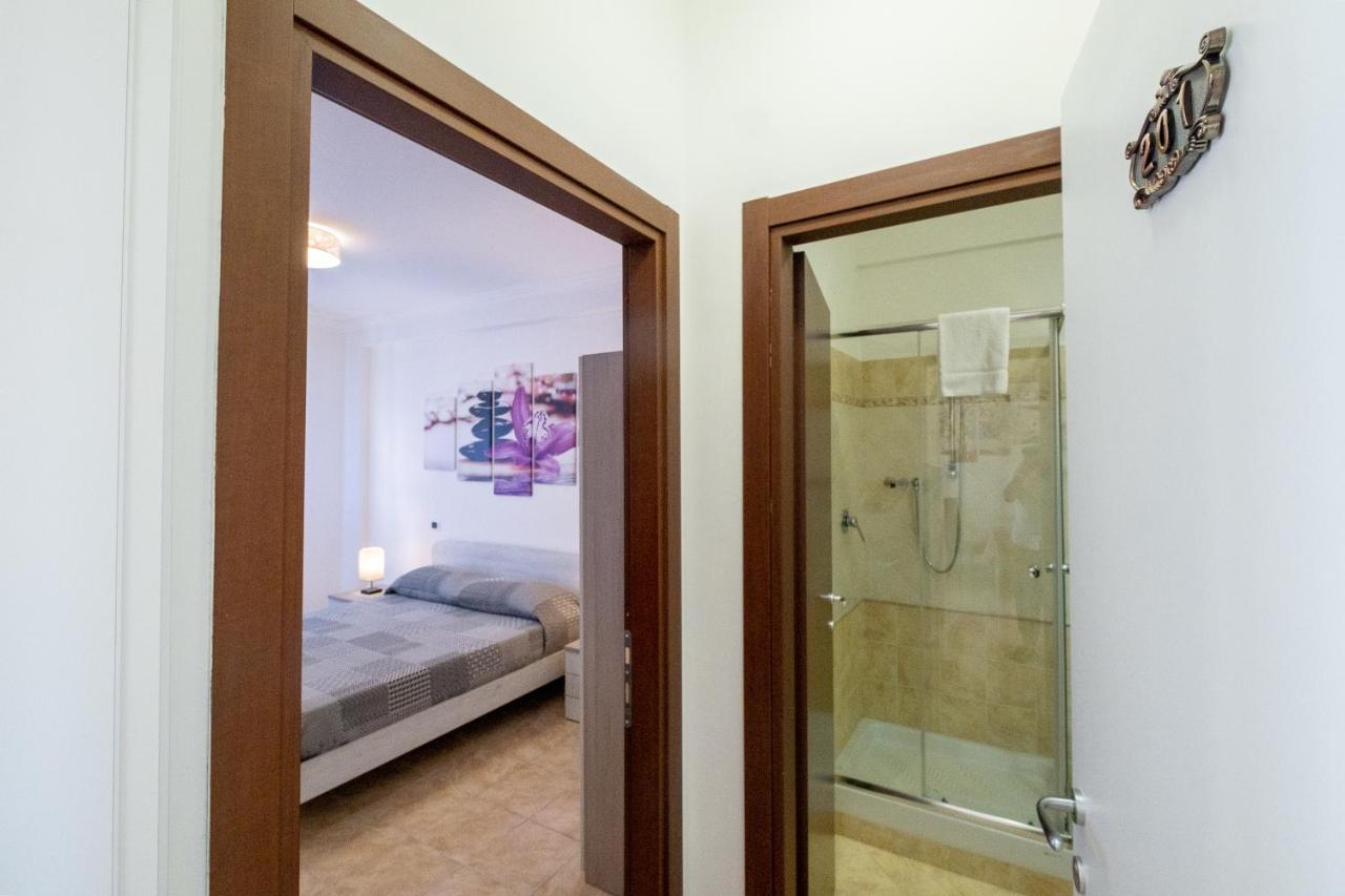 La Casa Di Lally ฟิอาโน โรมาโน ภายนอก รูปภาพ