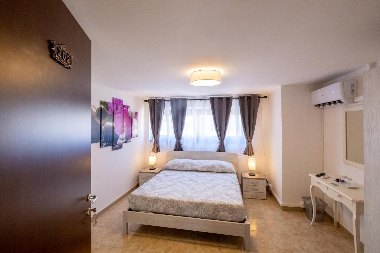 La Casa Di Lally ฟิอาโน โรมาโน ภายนอก รูปภาพ